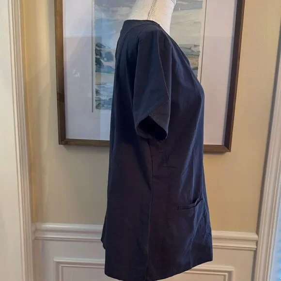 Grey's Anatomy Charcoal Short Sleeve Scrub Top - Picture 6 of 9